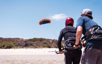 cours kitefoil perfectionnement aile caisson