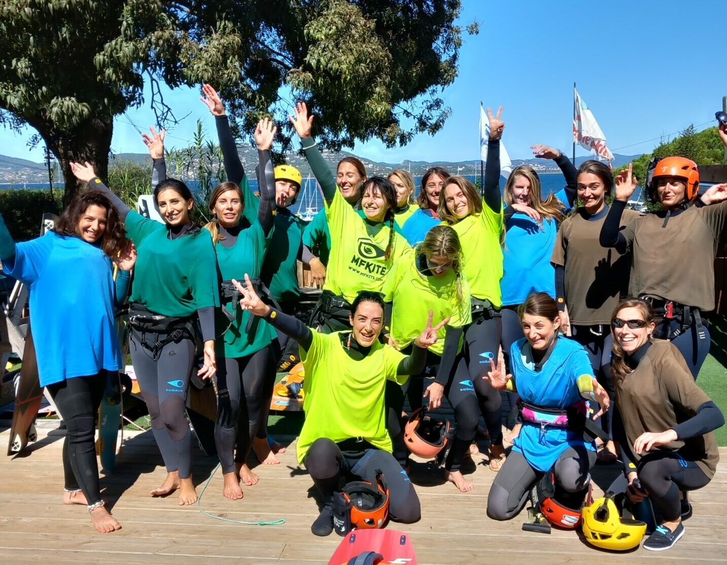 stage kitesurf ou wingfoil enfant ou ado à Hyères