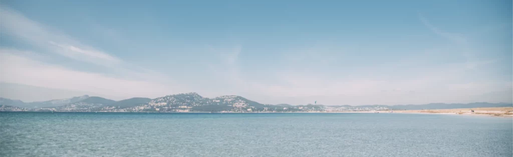 École de kitesurf et wingfoil Baie de l'Almanarre Hyères