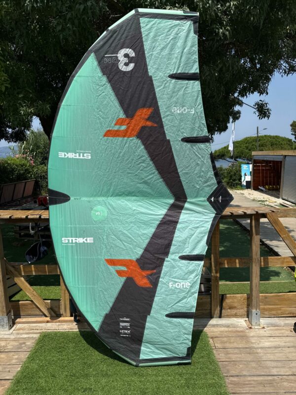 F-one strike V4 3.0m2 wingfoil occasion2